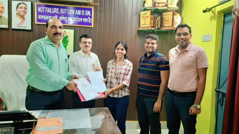 गुरु घसीदास विश्वविद्यालय बिलासपुर की छात्रा ने इंटर्नशिप पूर्ण किया