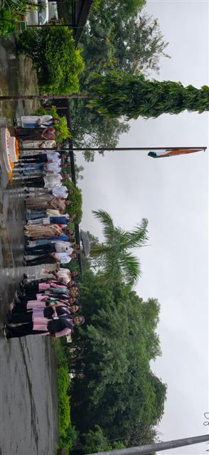 शासकीय रेवती रमण मिश्र स्नातकोत्तर महाविद्यालय, सूरजपुर में 15 अगस्त मनाया गया।